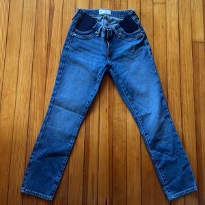 Never worn - Gap maternity jeans size 25